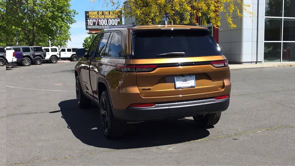 Thumbnail: 2026 Jeep Grand Cherokee - 7