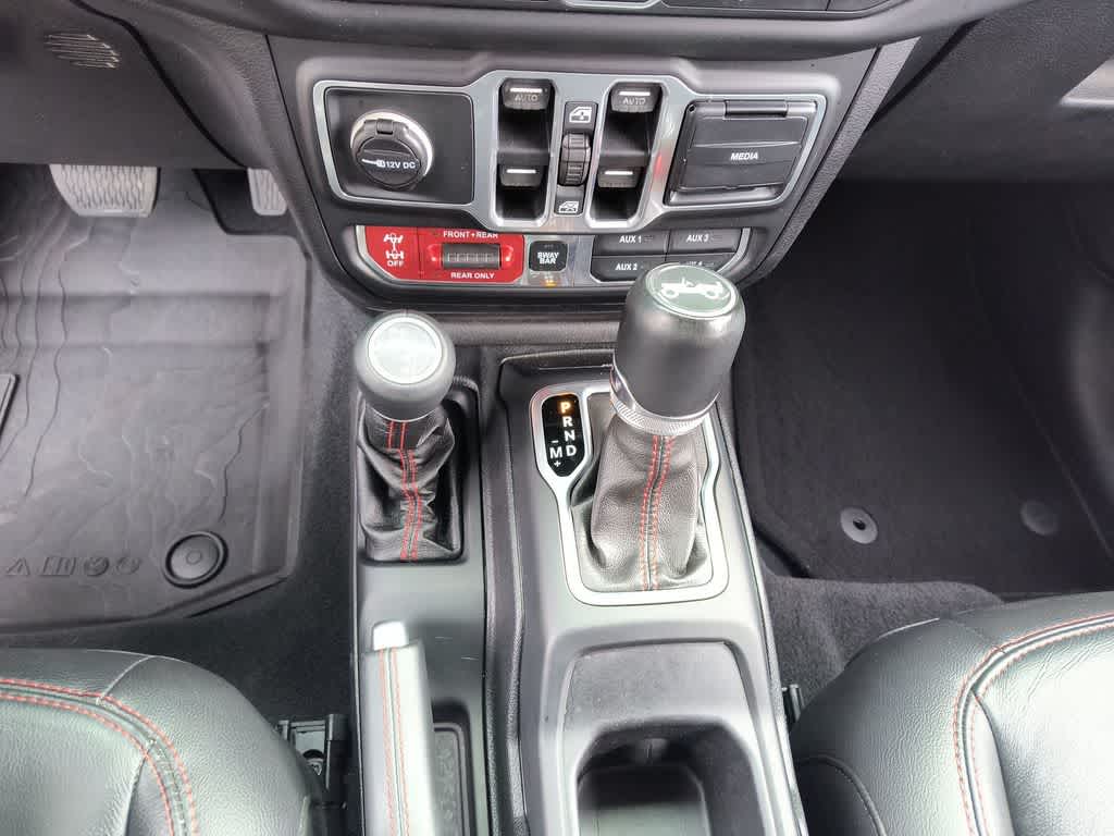 Thumbnail: 2018 Jeep Wrangler - 19