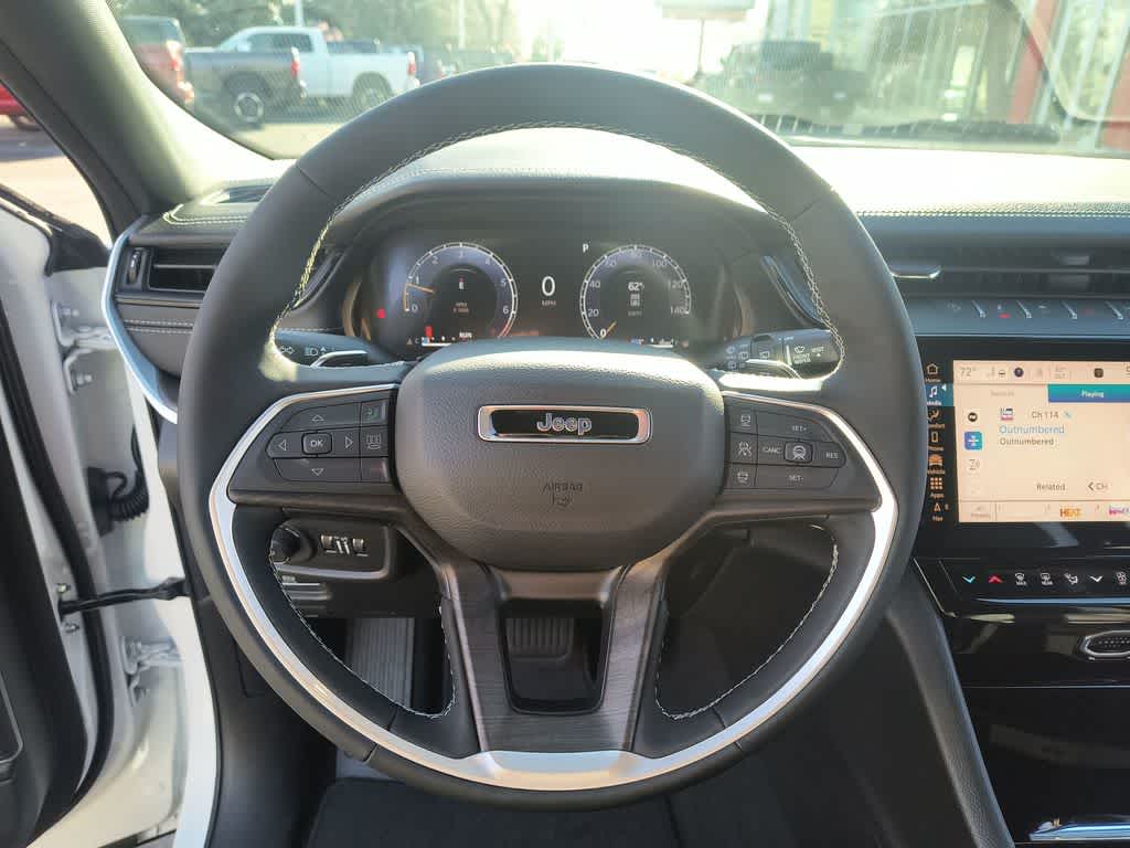 Thumbnail: 2026 Jeep Grand Cherokee - 14