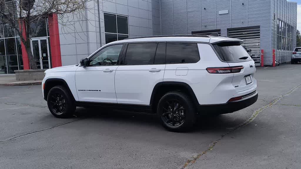 Thumbnail: 2026 Jeep Grand Cherokee L - 6