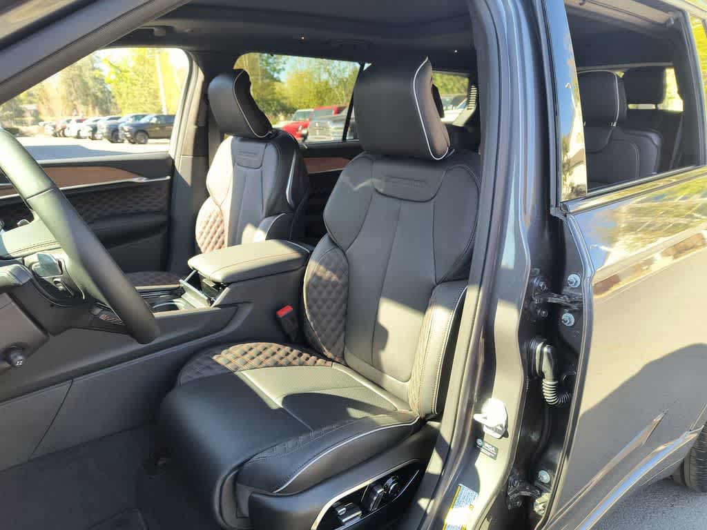 Thumbnail: 2026 Jeep Grand Cherokee L - 11