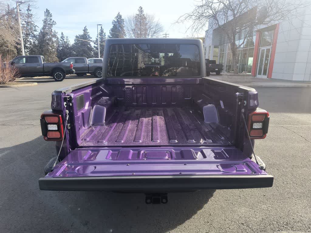 Thumbnail: 2026 Jeep Gladiator - 22