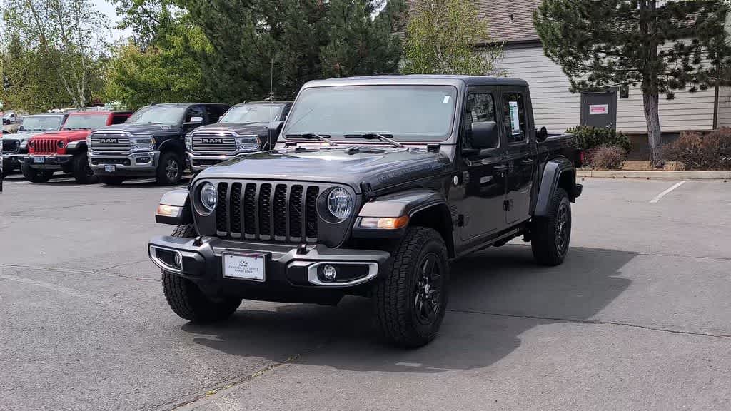 Thumbnail: 2021 Jeep Gladiator - 4