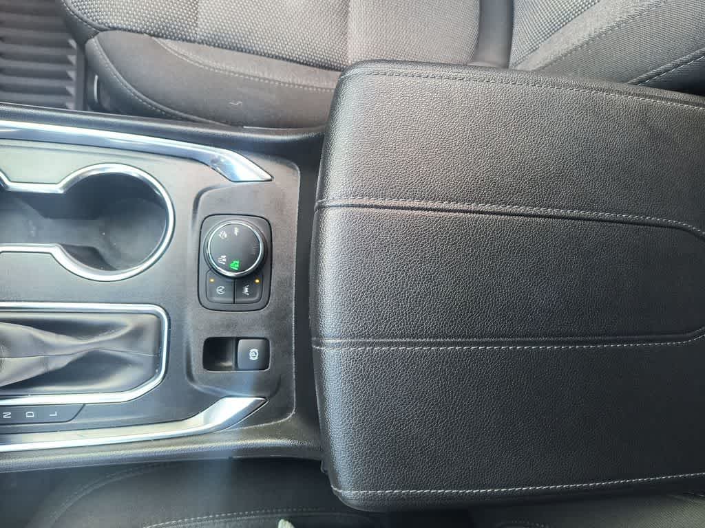 Thumbnail: 2023 Chevrolet Traverse - 20