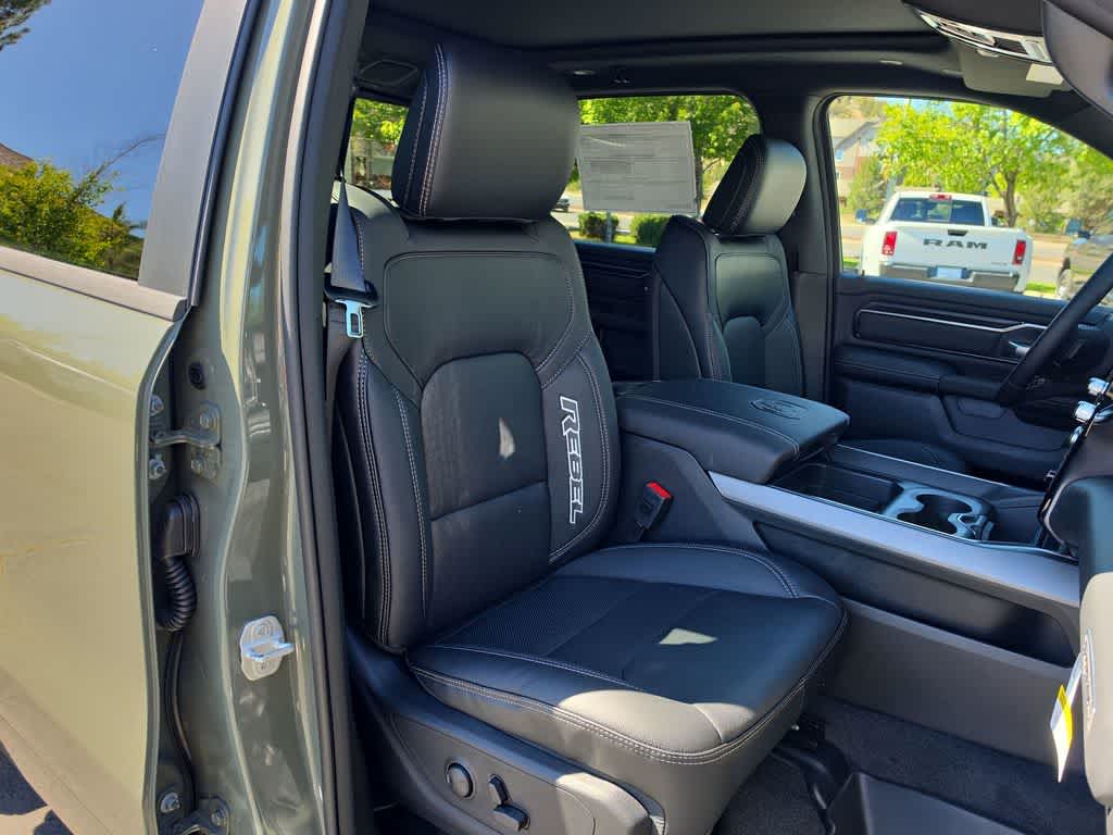 Thumbnail: 2026 RAM 1500 - 25