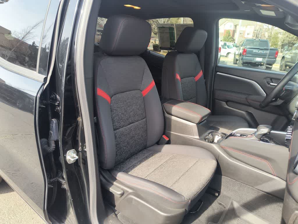 Thumbnail: 2024 Chevrolet Colorado - 24