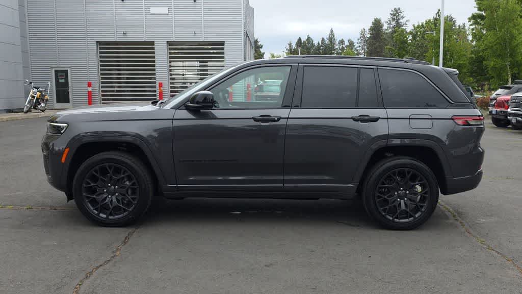 Thumbnail: 2026 Jeep Grand Cherokee - 5