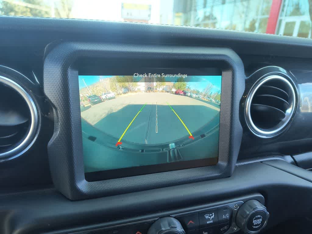 Thumbnail: 2020 Jeep Wrangler - 17