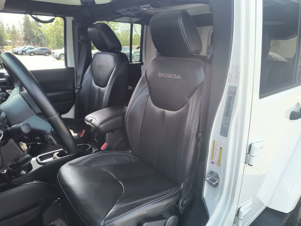 Thumbnail: 2017 Jeep Wrangler - 11