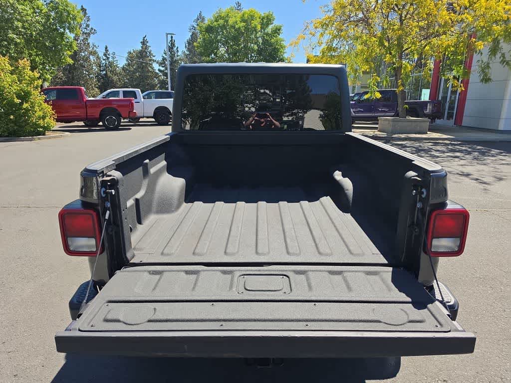 Thumbnail: 2023 Jeep Gladiator - 22