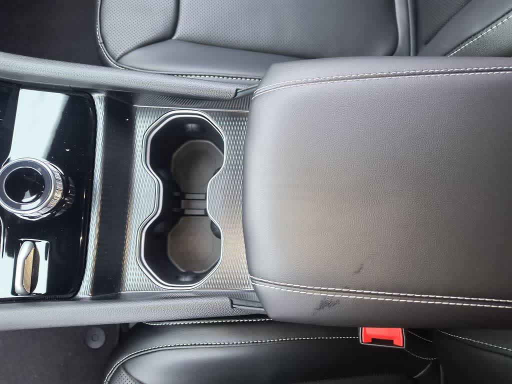 Thumbnail: 2025 Jeep Grand Cherokee - 21