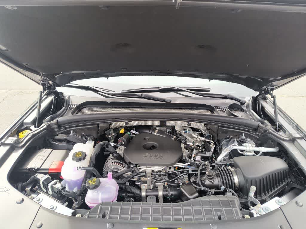 Thumbnail: 2026 Jeep Grand Cherokee - 26