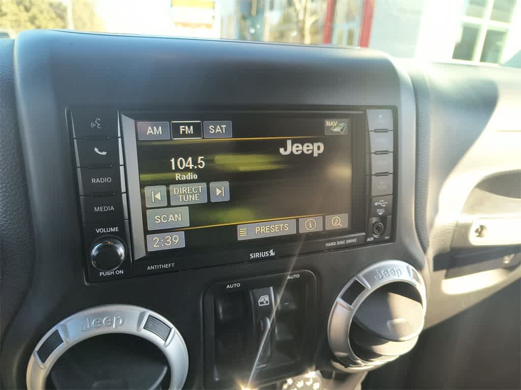 Thumbnail: 2014 Jeep Wrangler - 18