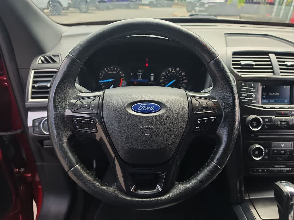 Thumbnail: 2017 Ford Explorer - 14