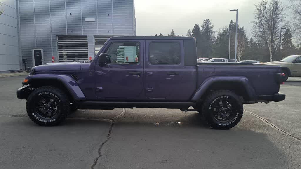 Thumbnail: 2026 Jeep Gladiator - 5