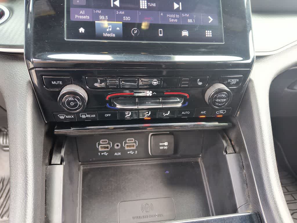 Thumbnail: 2024 Jeep Grand Cherokee L - 18