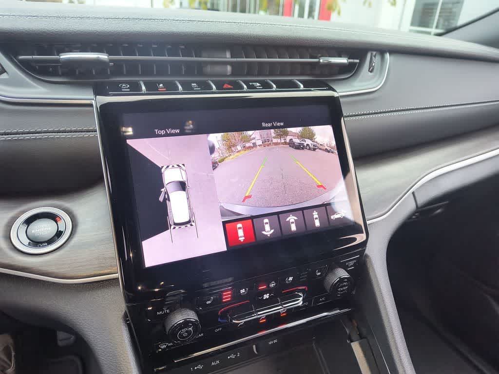 Thumbnail: 2025 Jeep Grand Cherokee L - 17