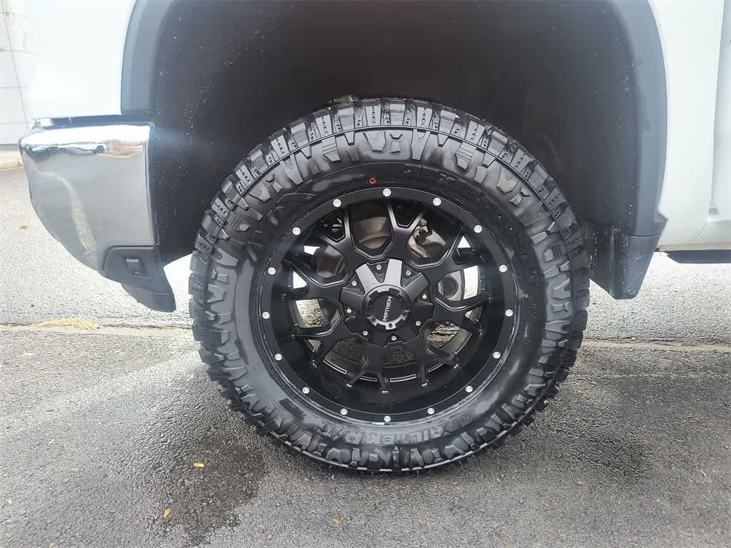 Thumbnail: 2024 Chevrolet Silverado 3500 - 10