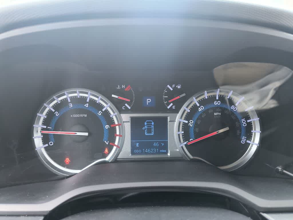 Thumbnail: 2016 Toyota 4Runner - 15