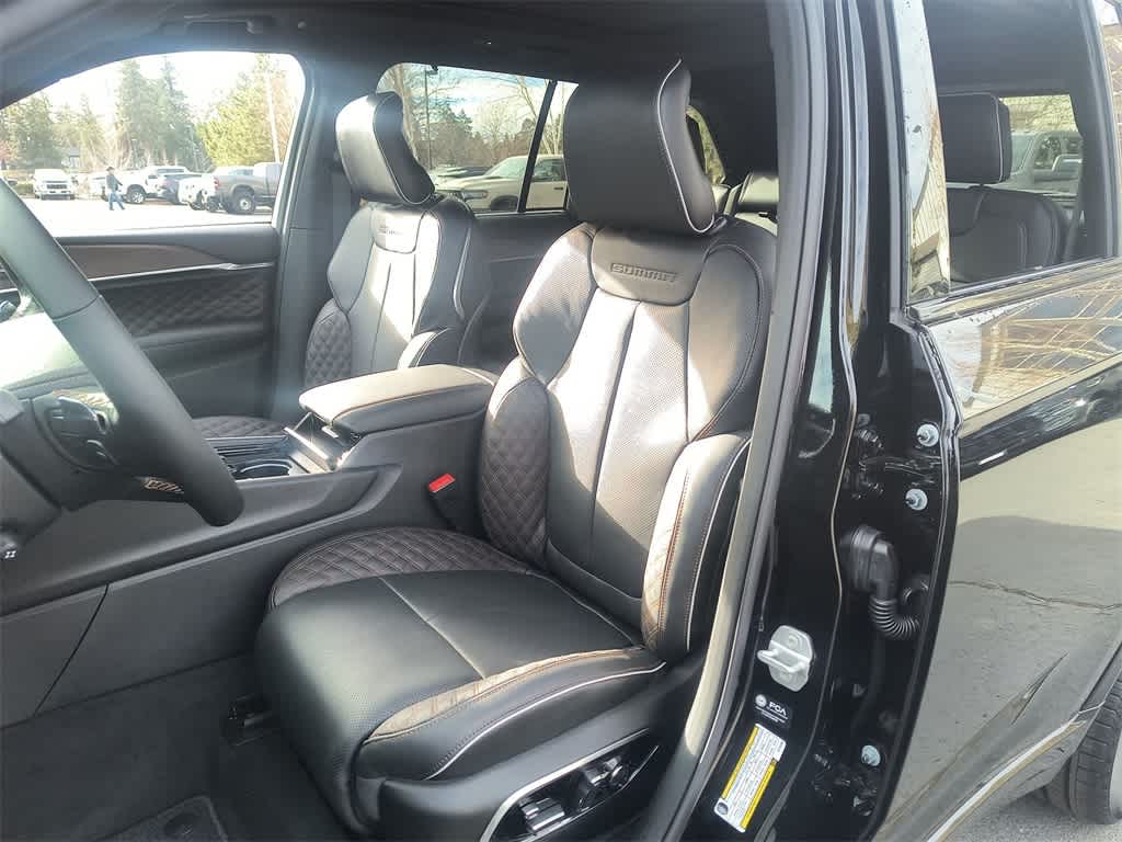 Thumbnail: 2025 Jeep Grand Cherokee - 11