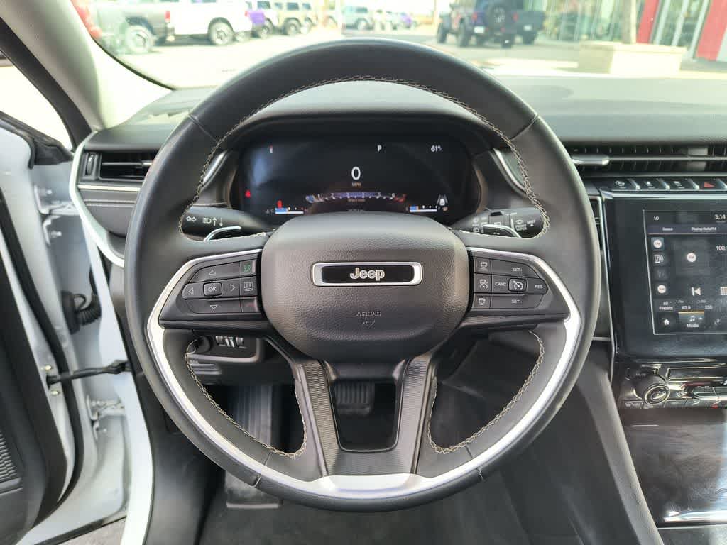 Thumbnail: 2023 Jeep Grand Cherokee - 14