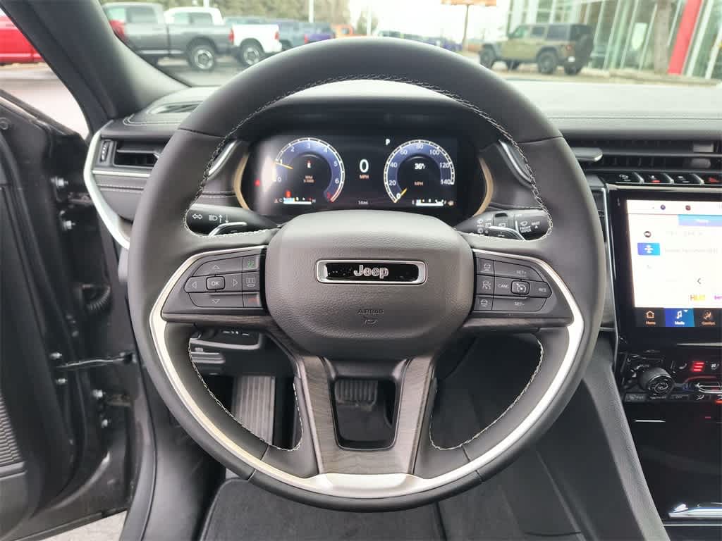 Thumbnail: 2025 Jeep Grand Cherokee - 14