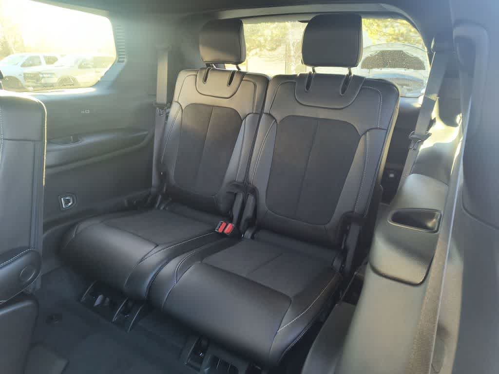 Thumbnail: 2025 Jeep Grand Cherokee L - 22