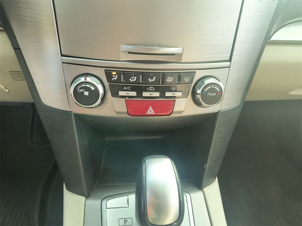 Thumbnail: 2013 Subaru Outback - 17