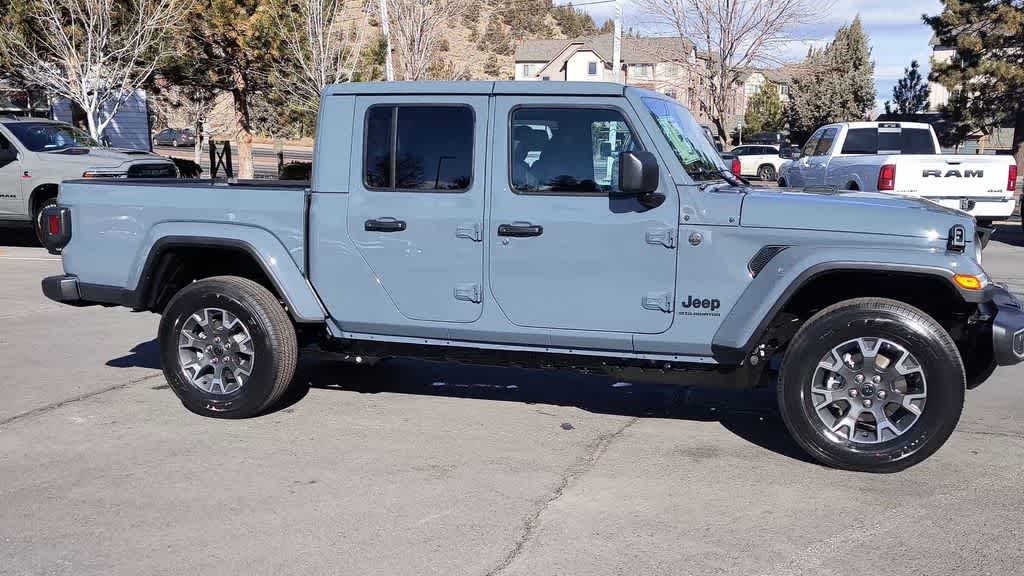 Thumbnail: 2026 Jeep Gladiator - 2