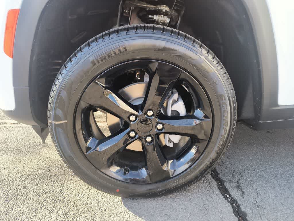 Thumbnail: 2026 Jeep Grand Cherokee - 10