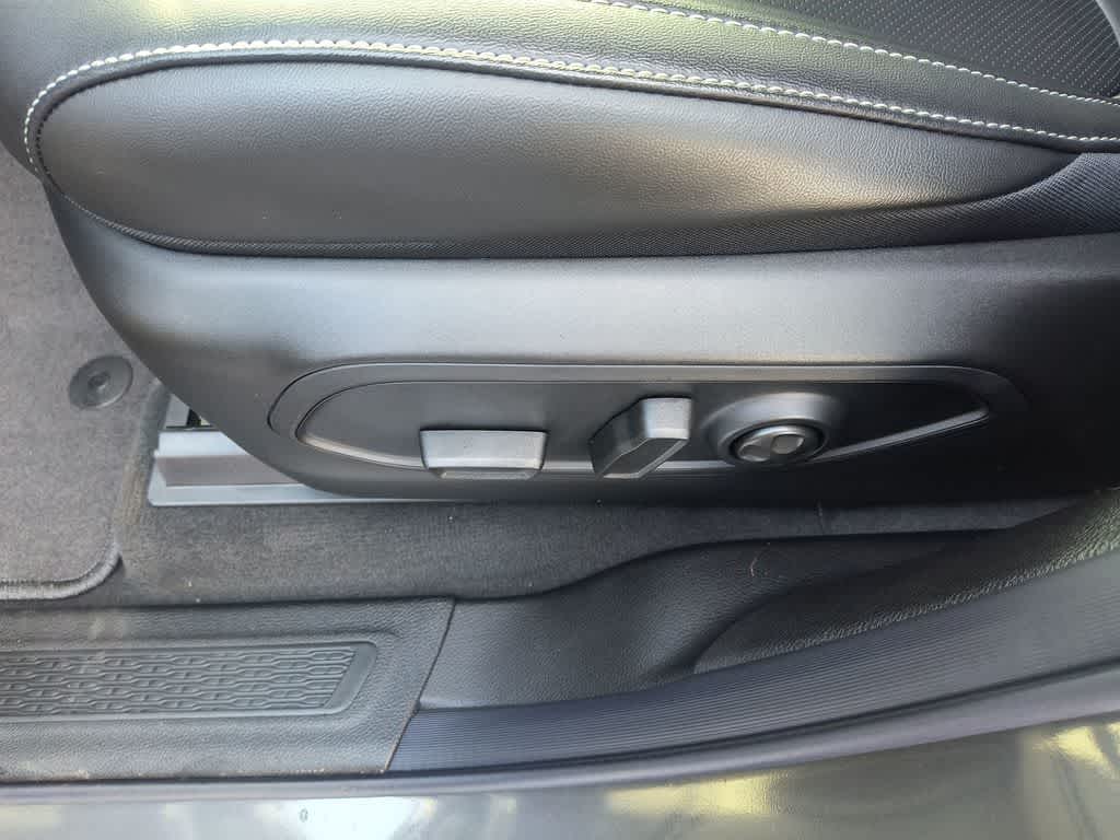 Thumbnail: 2025 Jeep Grand Cherokee L - 12