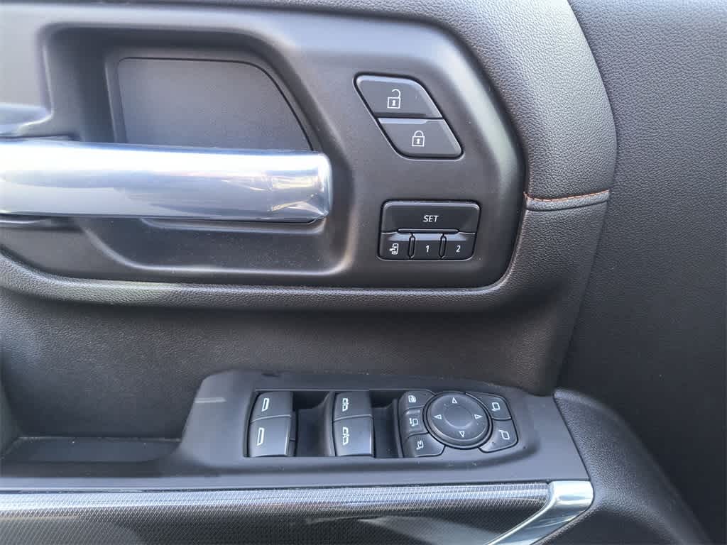 Thumbnail: 2022 GMC Sierra 2500 - 13