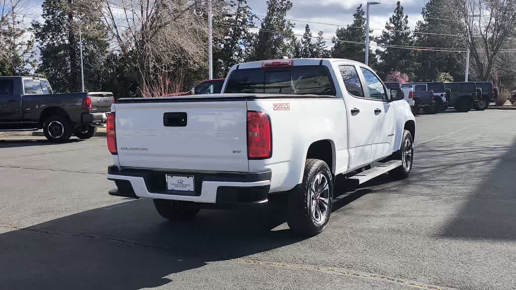Thumbnail: 2022 Chevrolet Colorado - 8