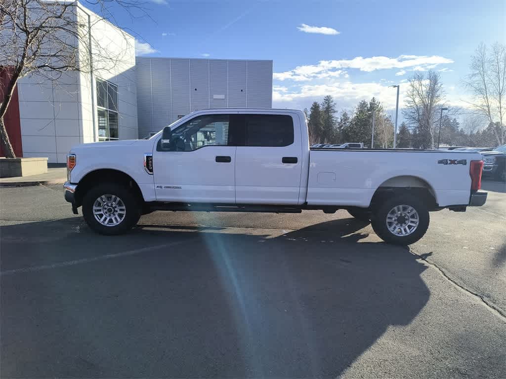 Thumbnail: 2018 Ford Econoline - 3