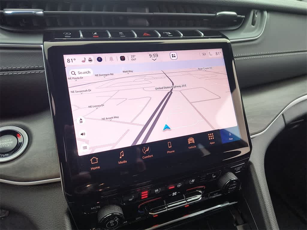 Thumbnail: 2025 Jeep Grand Cherokee - 18