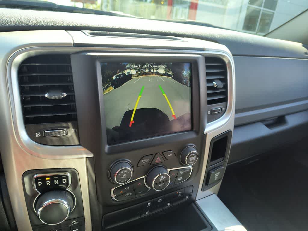 Thumbnail: 2019 RAM 1500 Classic - 17