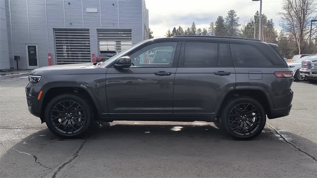 Thumbnail: 2025 Jeep Grand Cherokee - 5