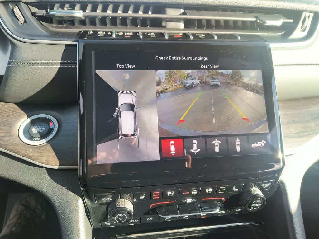 Thumbnail: 2025 Jeep Grand Cherokee L - 17