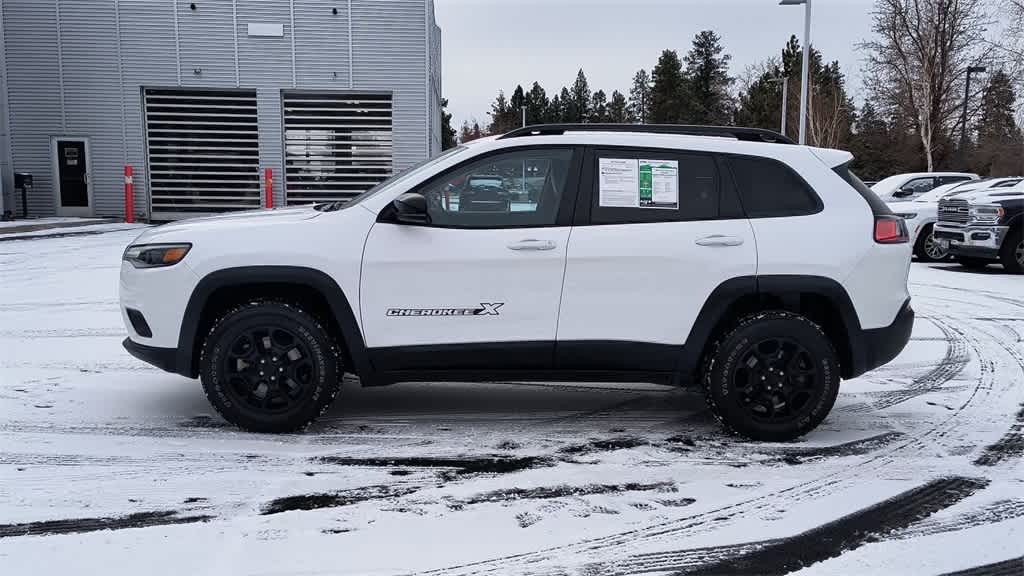 Thumbnail: 2022 Jeep Cherokee - 5