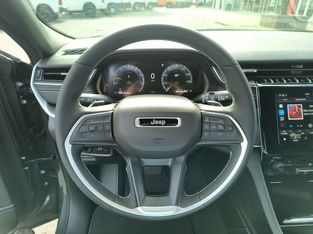 Thumbnail: 2025 Jeep Grand Cherokee L - 14