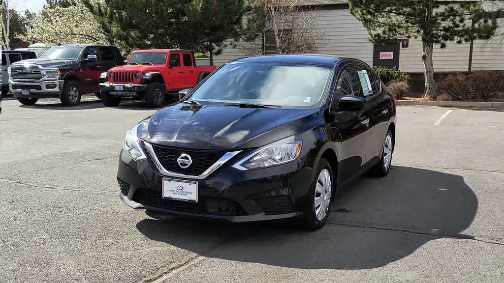 Thumbnail: 2018 Nissan Sentra - 4