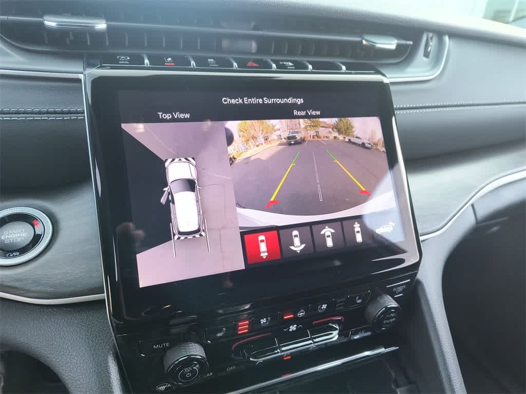 Thumbnail: 2025 Jeep Grand Cherokee L - 17