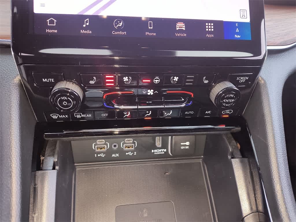 Thumbnail: 2025 Jeep Grand Cherokee L - 19