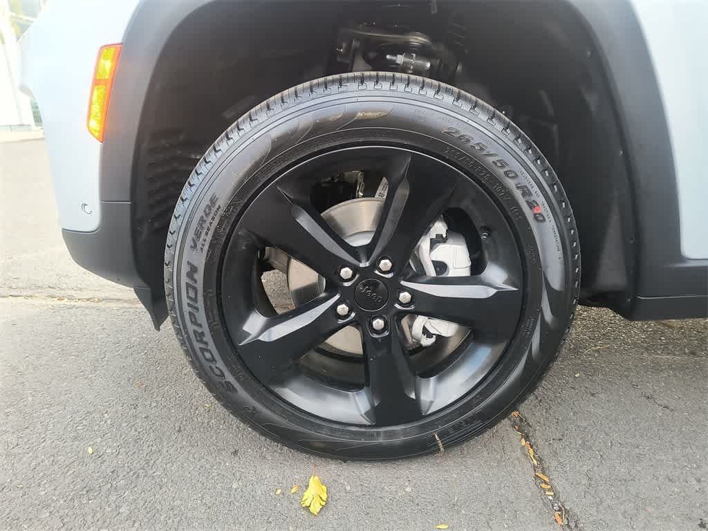 Thumbnail: 2025 Jeep Grand Cherokee - 10