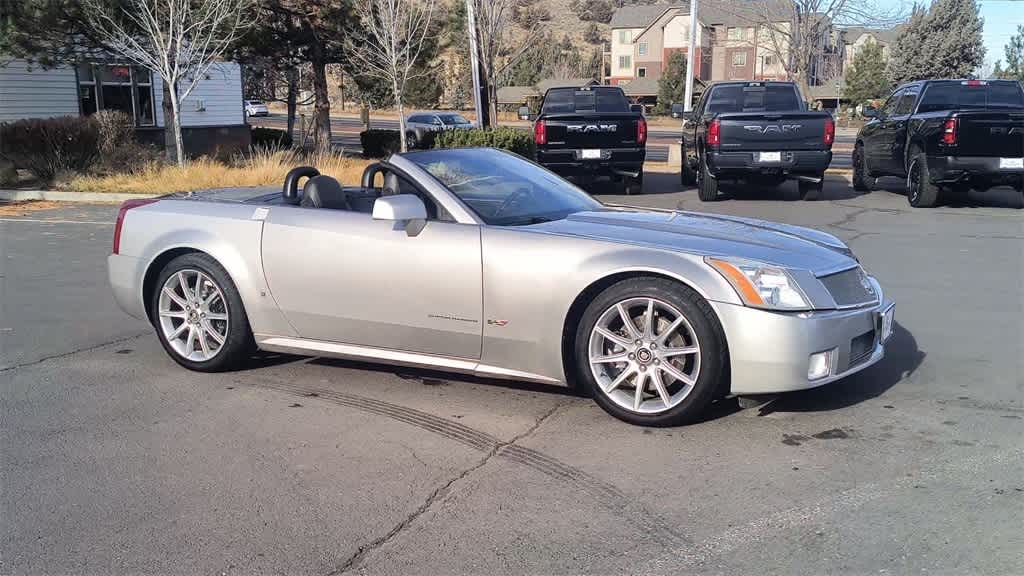 Thumbnail: 2006 Cadillac XLR - 2