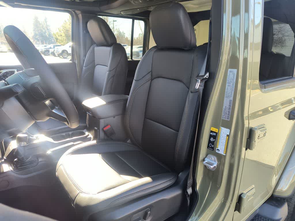 Thumbnail: 2026 Jeep Wrangler - 11