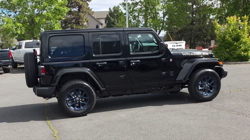 Thumbnail: 2026 Jeep Wrangler - 9