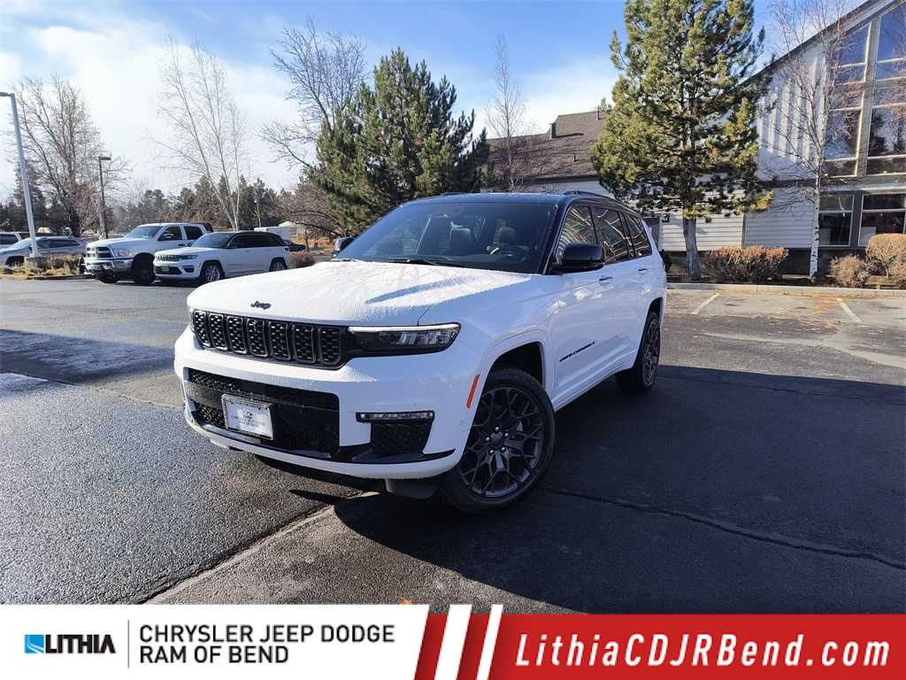 2025 Jeep Grand Cherokee L Summit's photo