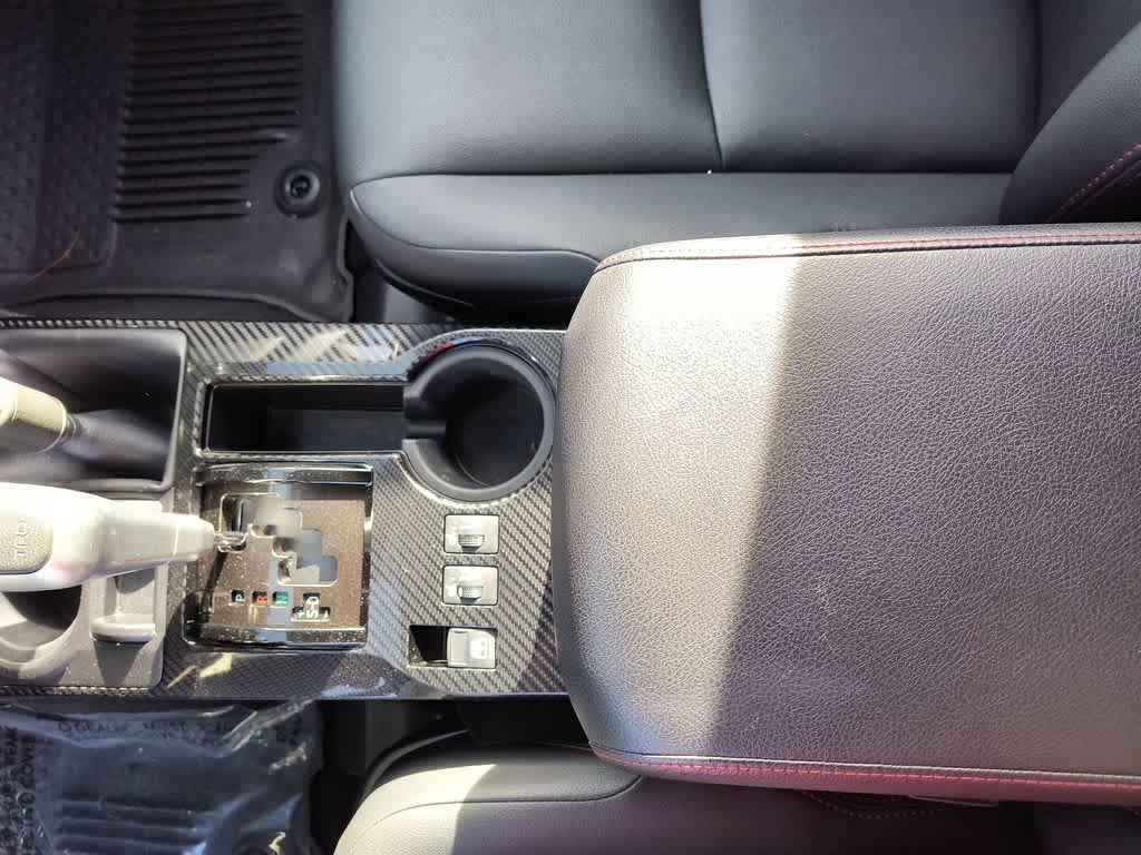 Thumbnail: 2019 Toyota 4Runner - 21