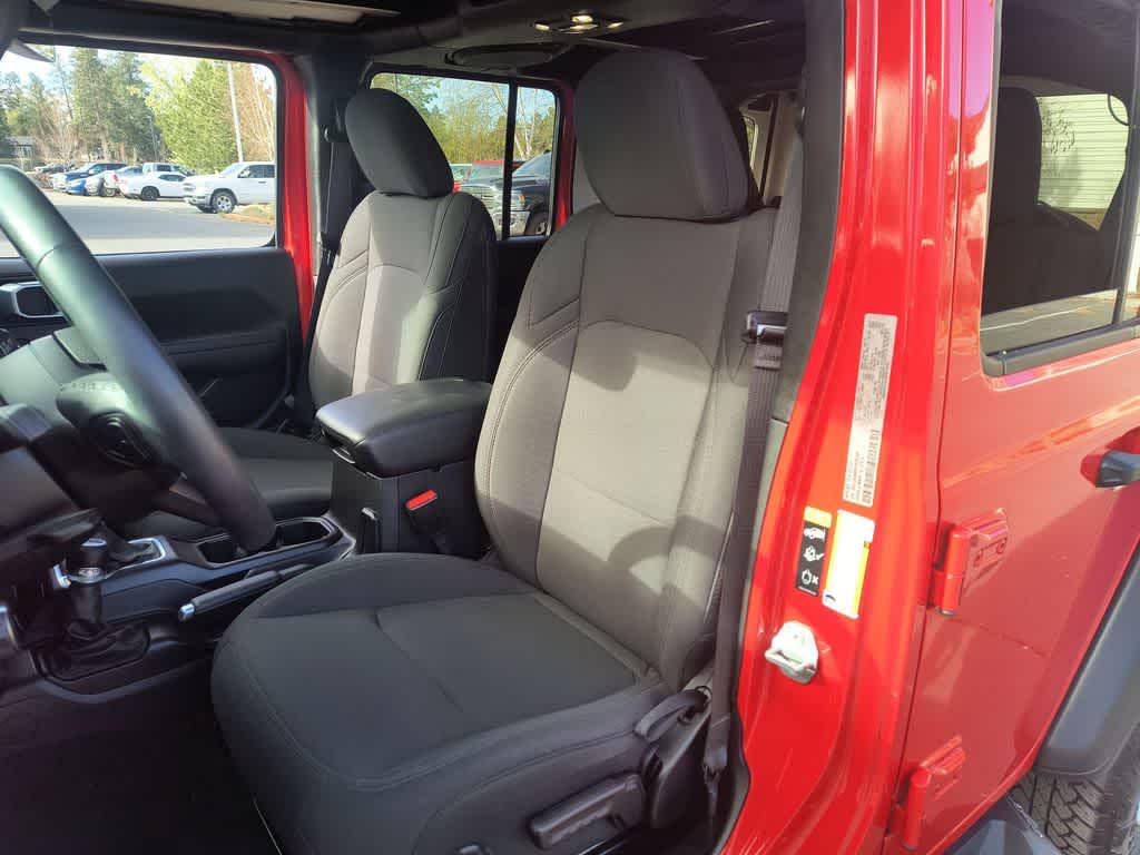 Thumbnail: 2021 Jeep Wrangler - 11